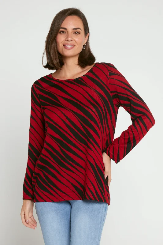 Rory Knit Top - Black/Red Animal Dark Color Knit Blouse