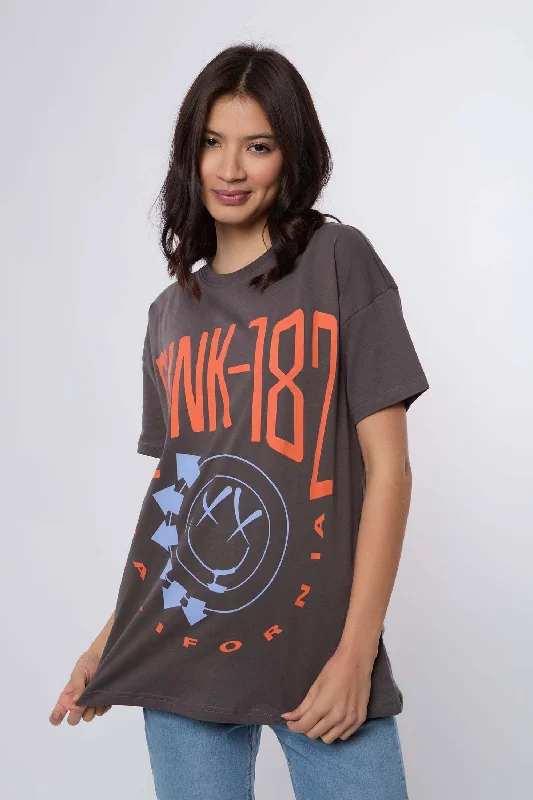 T-Shirt Zippered Front Buttoned Front Snap Front