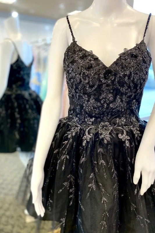 A-Line V-Neck Appliques Short Homecoming Dress