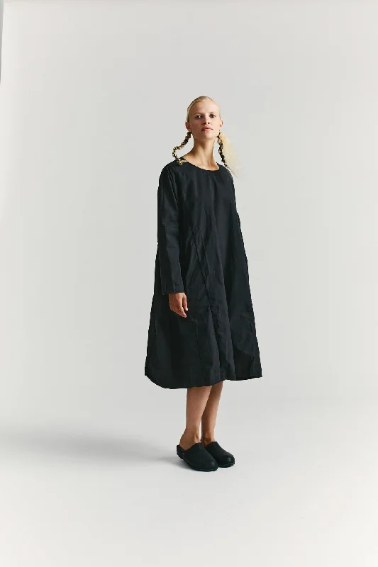 PYJ ROUCH DRESS - PATA - BLACK